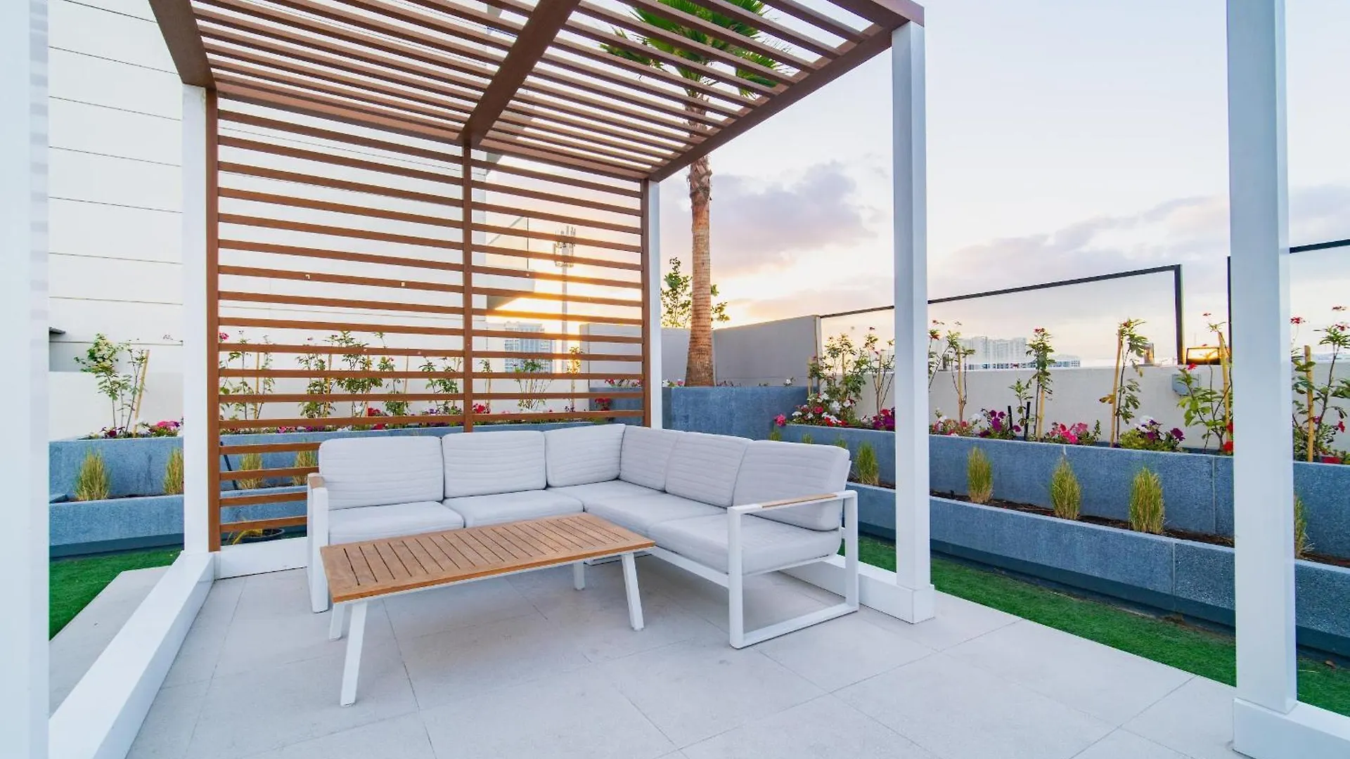 דובאי Sunny Studio, Pool, Villa Views, Near Metro איחוד האמירויות הערביות
