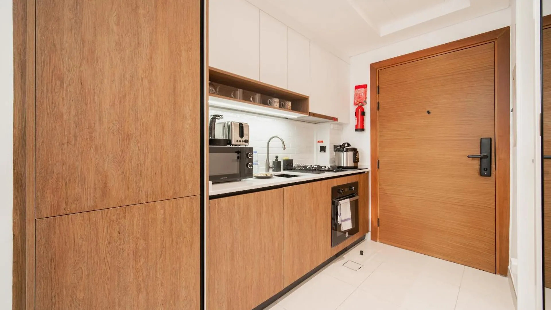 Apartment Sunny Studio, Pool, Villa Views, Near Metro Dubai