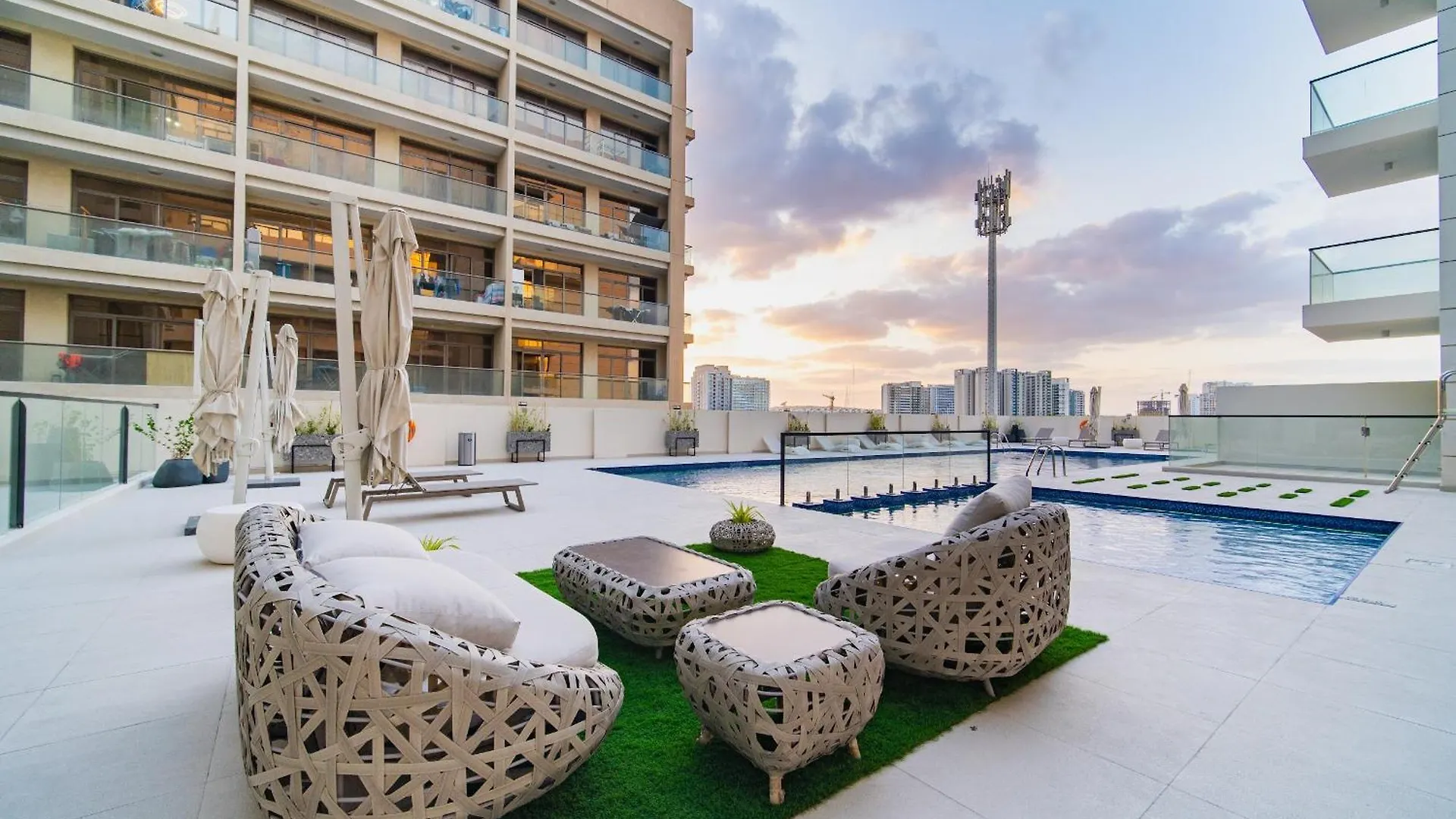 Sunny Studio, Pool, Villa Views, Near Metro Dubai 0*,  United Arab Emirates
