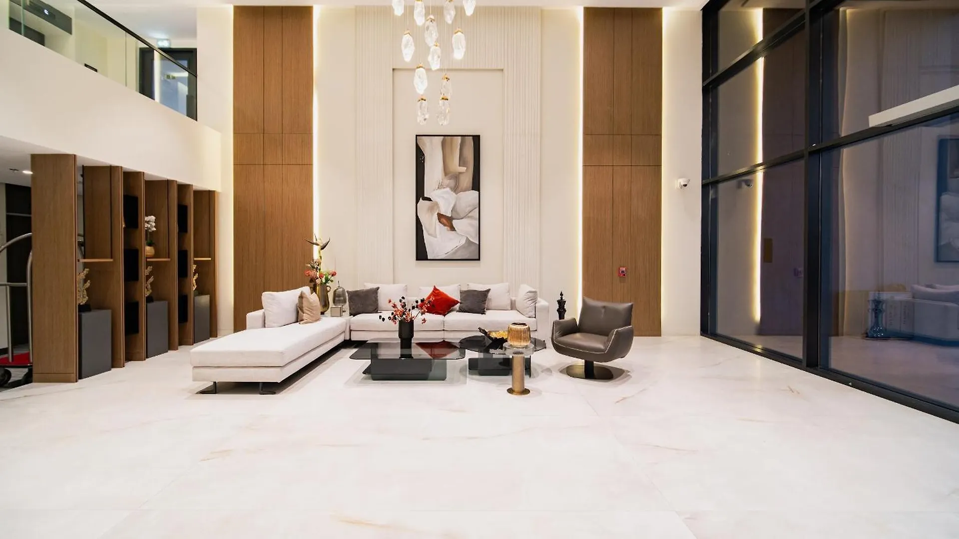 Sunny Studio, Pool, Villa Views, Near Metro Dubai Apartment