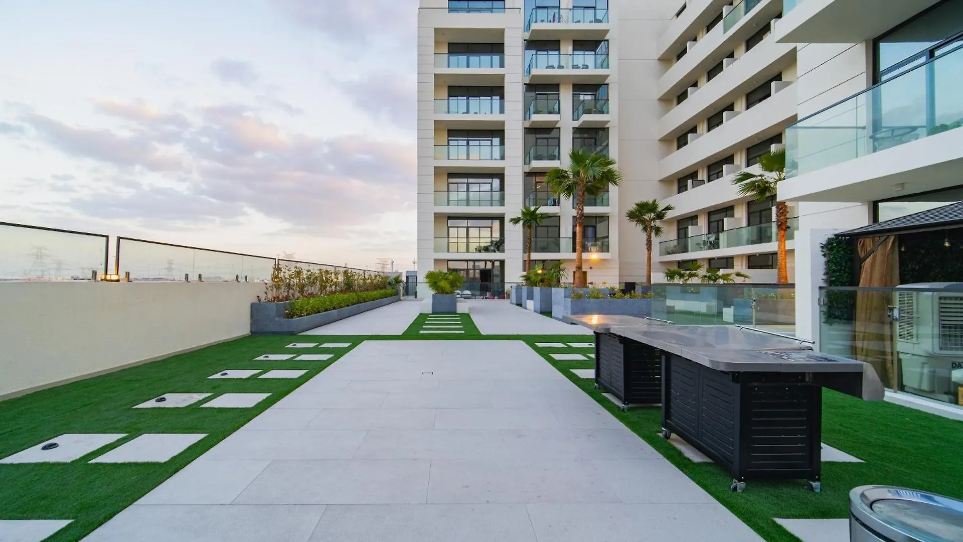 Apartment Sunny Studio, Pool, Villa Views, Near Metro Dubai