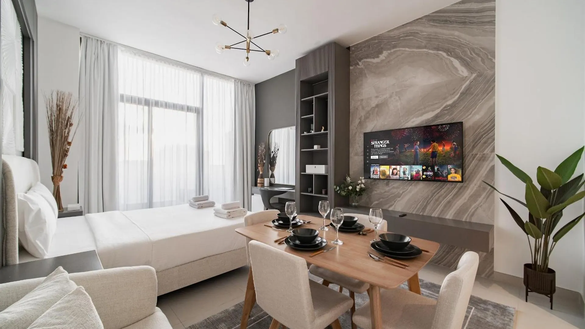 Apartment Sunny Studio, Pool, Villa Views, Near Metro Dubai